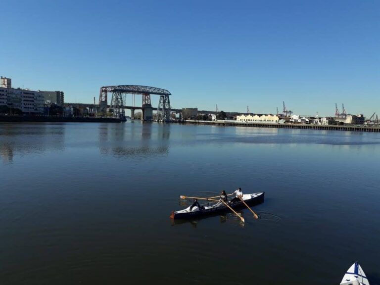 CLUB REGATAS ALMIRANTE BROWN